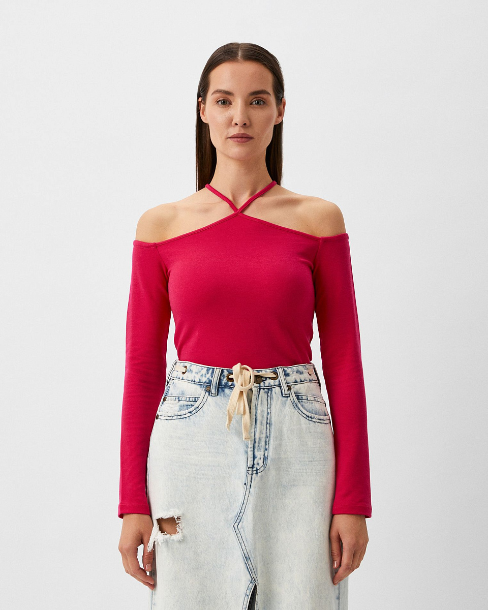 УКОРОЧЕННЫЙ ТОП С ВЫРЕЗОМ GRENADE УКОРОЧЕННЫЙ ТОП С ВЫРЕЗОМ GRENADE