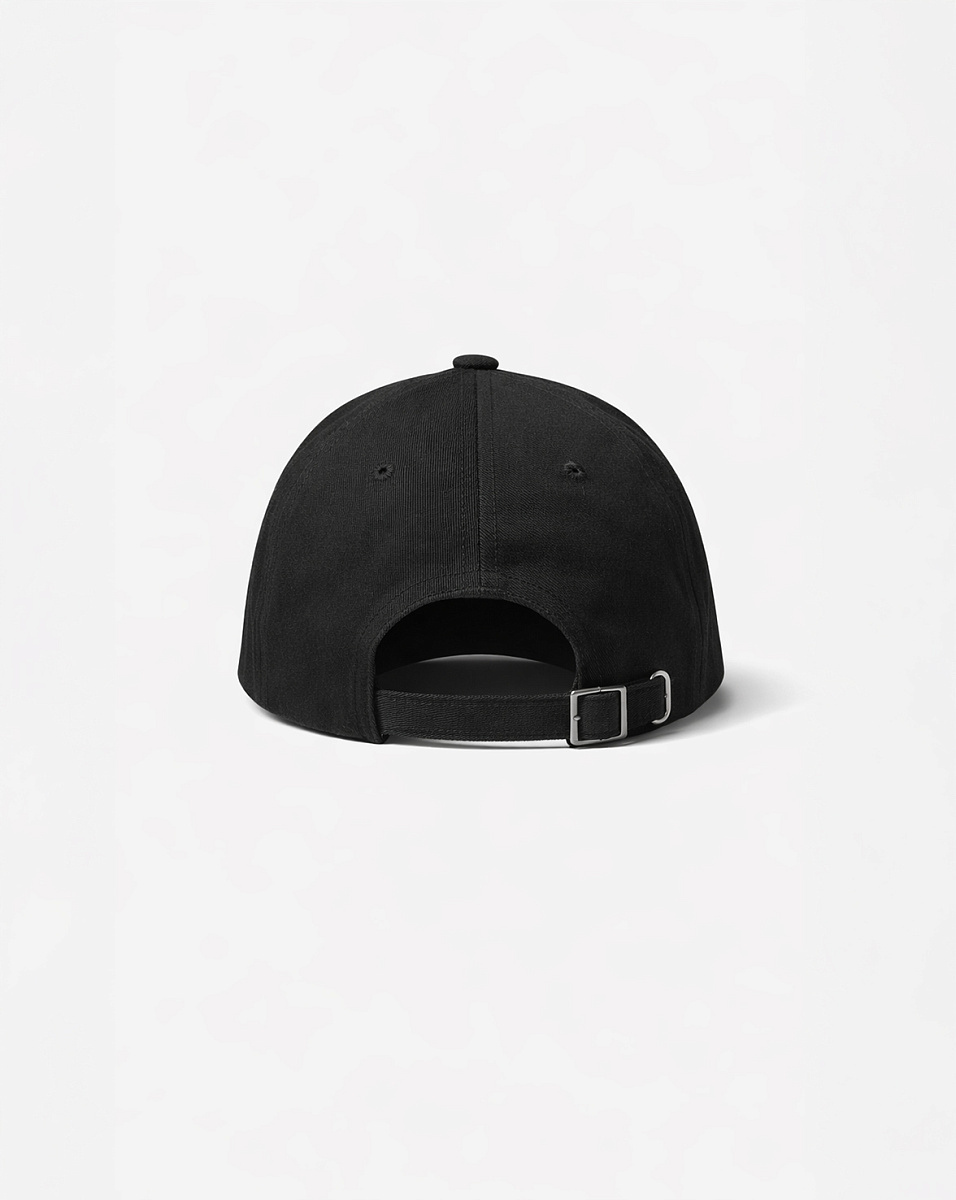 ЧЕРНАЯ БЕЙСБОЛКА С ВЫШИВКОЙ CAP ЧЕРНАЯ БЕЙСБОЛКА С ВЫШИВКОЙ CAP